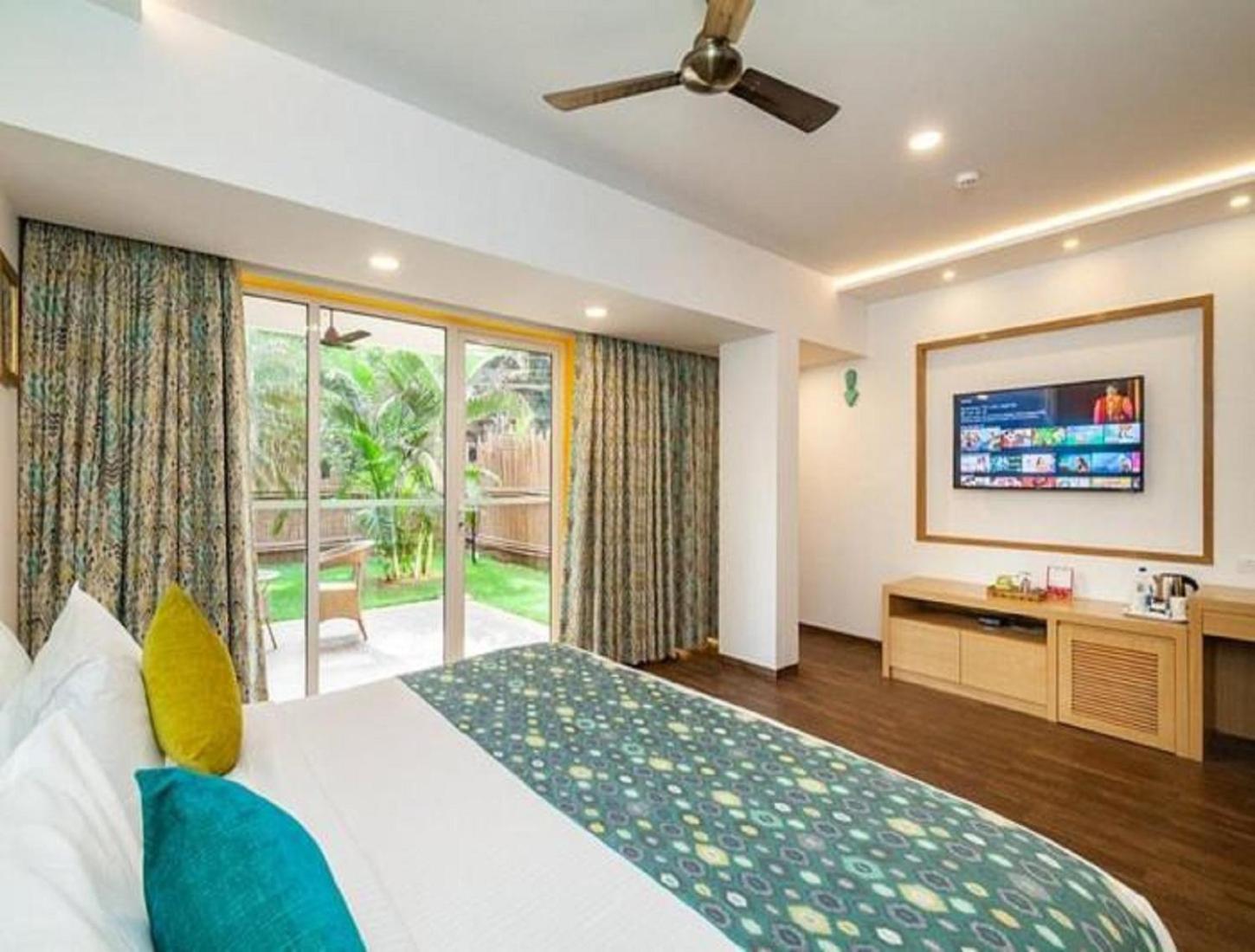 Hotel Linda Suites Near International Airport By La Casa Ню Делхи Екстериор снимка